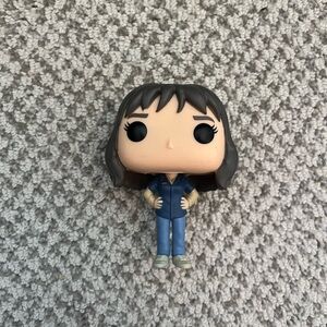 Stranger Things Funko Pop Figure, Joyce in Work Outift S2